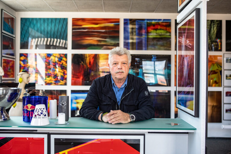 Bernd Lasdin in seinem Atelier in Neubrandenburg